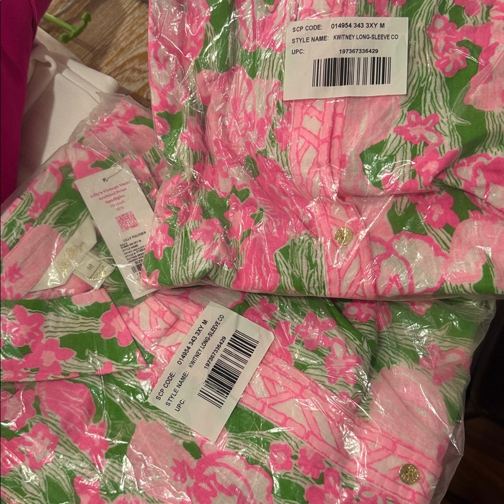 Lilly Pulitzer Kwitney Long Sleeve Cotton Cover-Up - Picture 6 of 8